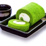 Biskuitrolle mit Matcha
